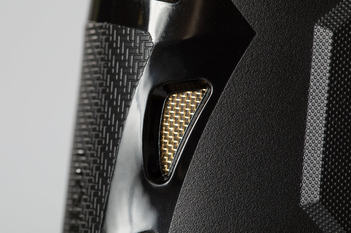 Airflow tendon protector
