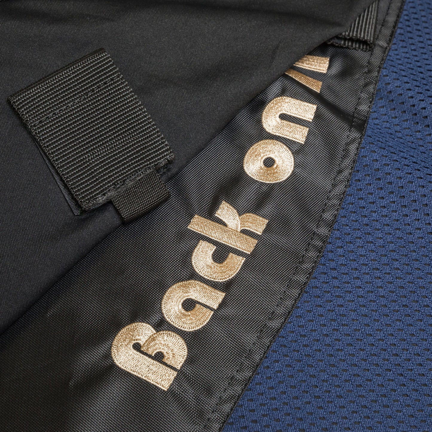 Royal Mesh DeLuxe Back on Track® Blanket