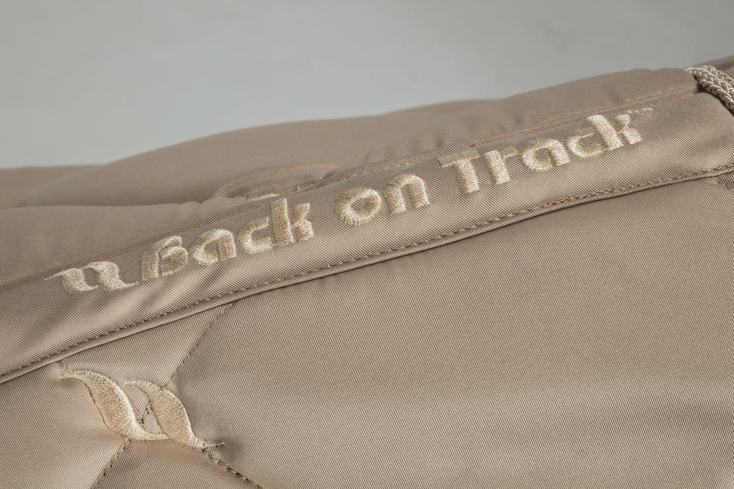 "Nights Collection" dressage sweatshirt Champagne Back on Track