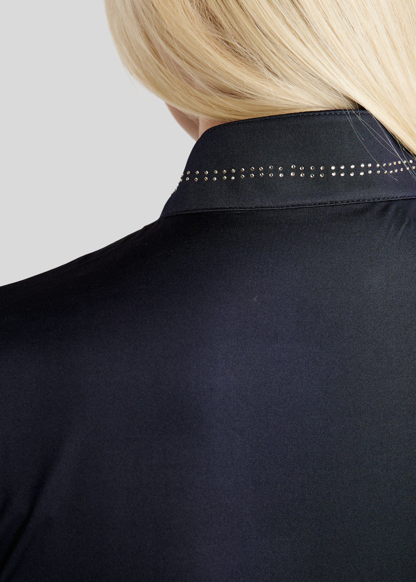 MoBlair polo técnico con brillis Champagne - Navy