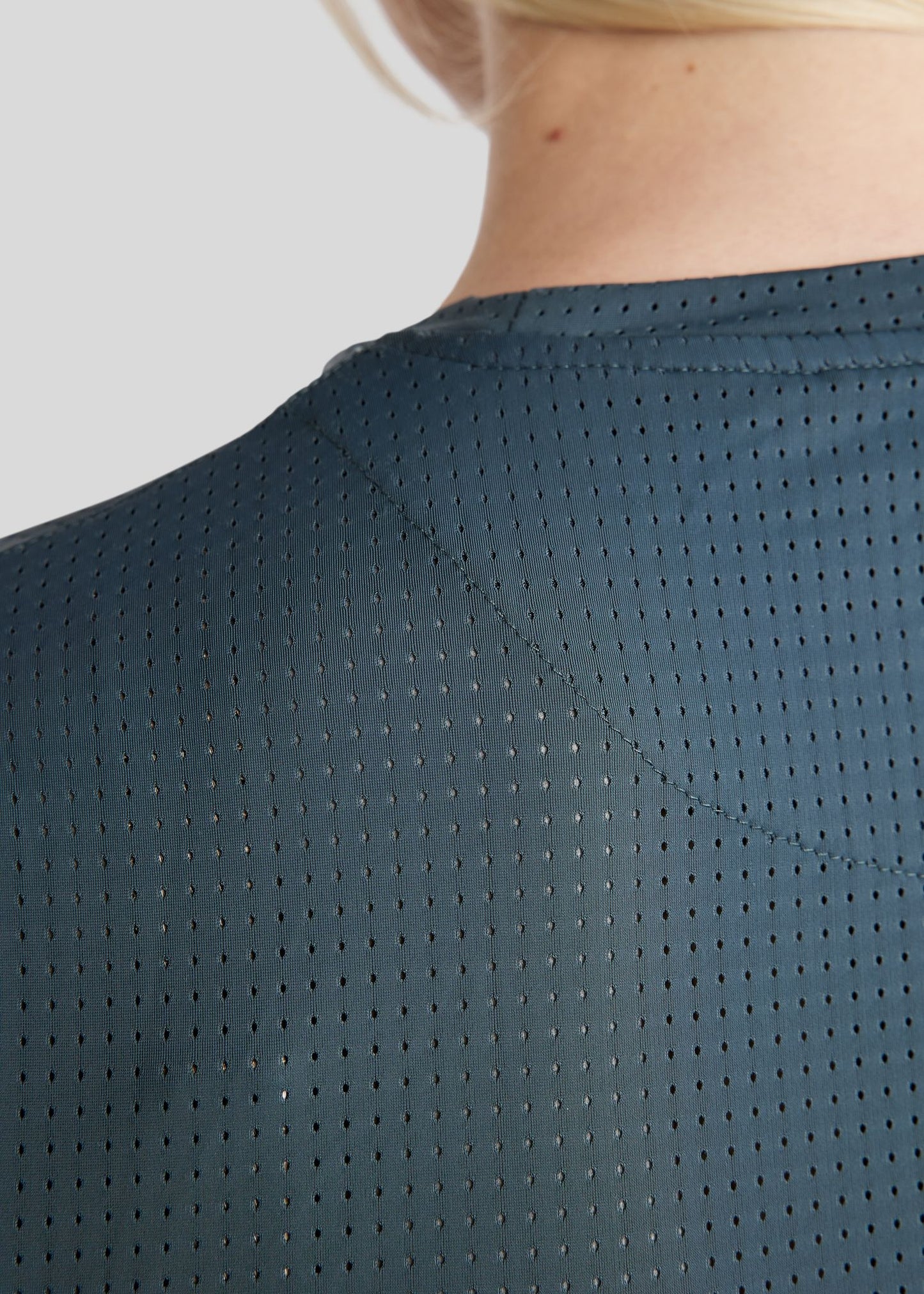 MoTilley Camiseta laser cut Ligera, Transpirable y Estilo Deportivo - Dark Slate