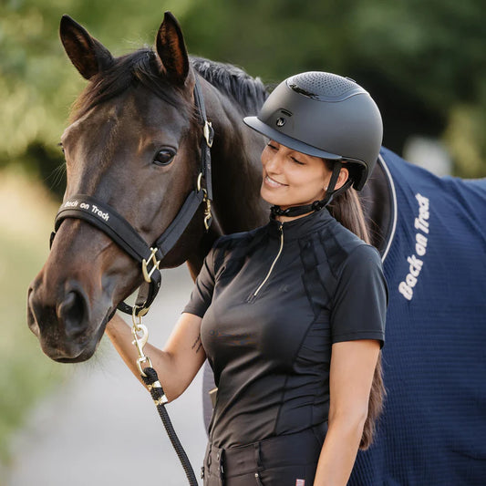 Casco de equitación Strixx Back on Track Mate/Gloss