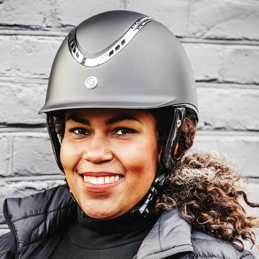 Casco de equitación EQ3 Pardus Back on Track