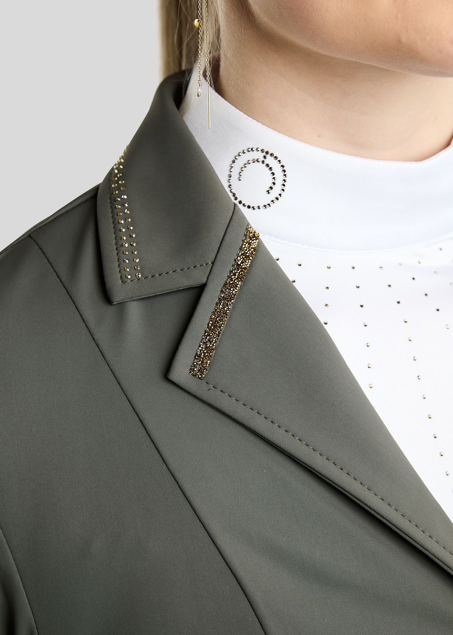 MoEve Softshell Americana de Concurso detalles Golden Quartz - Forest Green