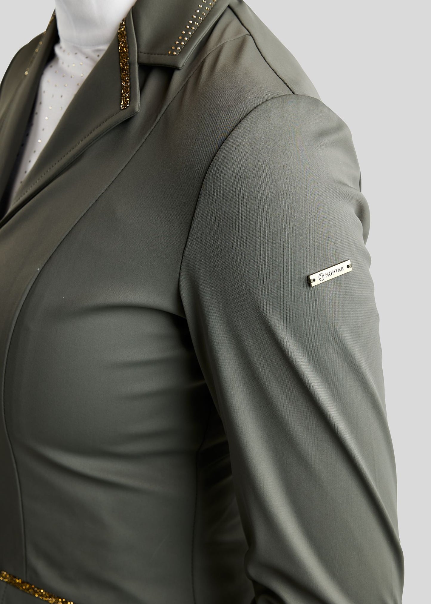 MoEve Softshell Americana de Concurso detalles Golden Quartz - Forest Green