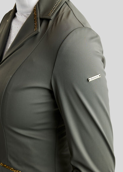 MoEve Softshell Americana de Concurso detalles Golden Quartz - Forest Green