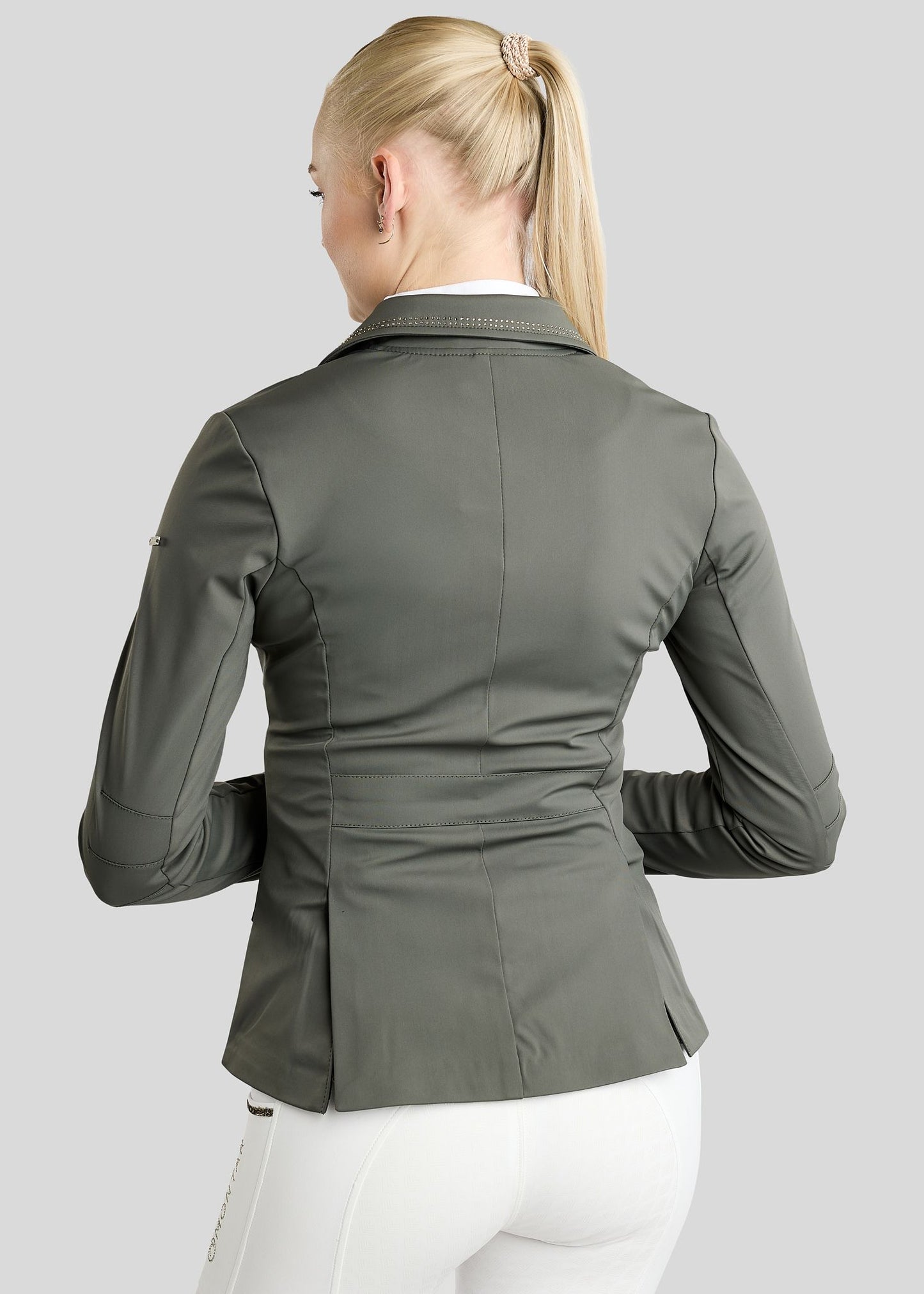 MoEve Softshell Americana de Concurso detalles Golden Quartz - Forest Green