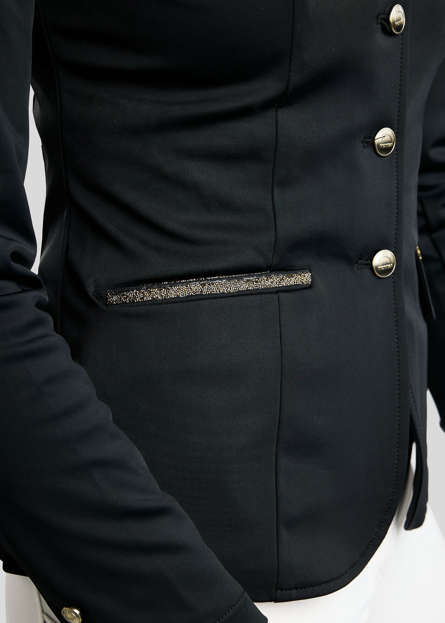 MoEve Softshell Americana de Concurso detalles Golden Quartz - Negro