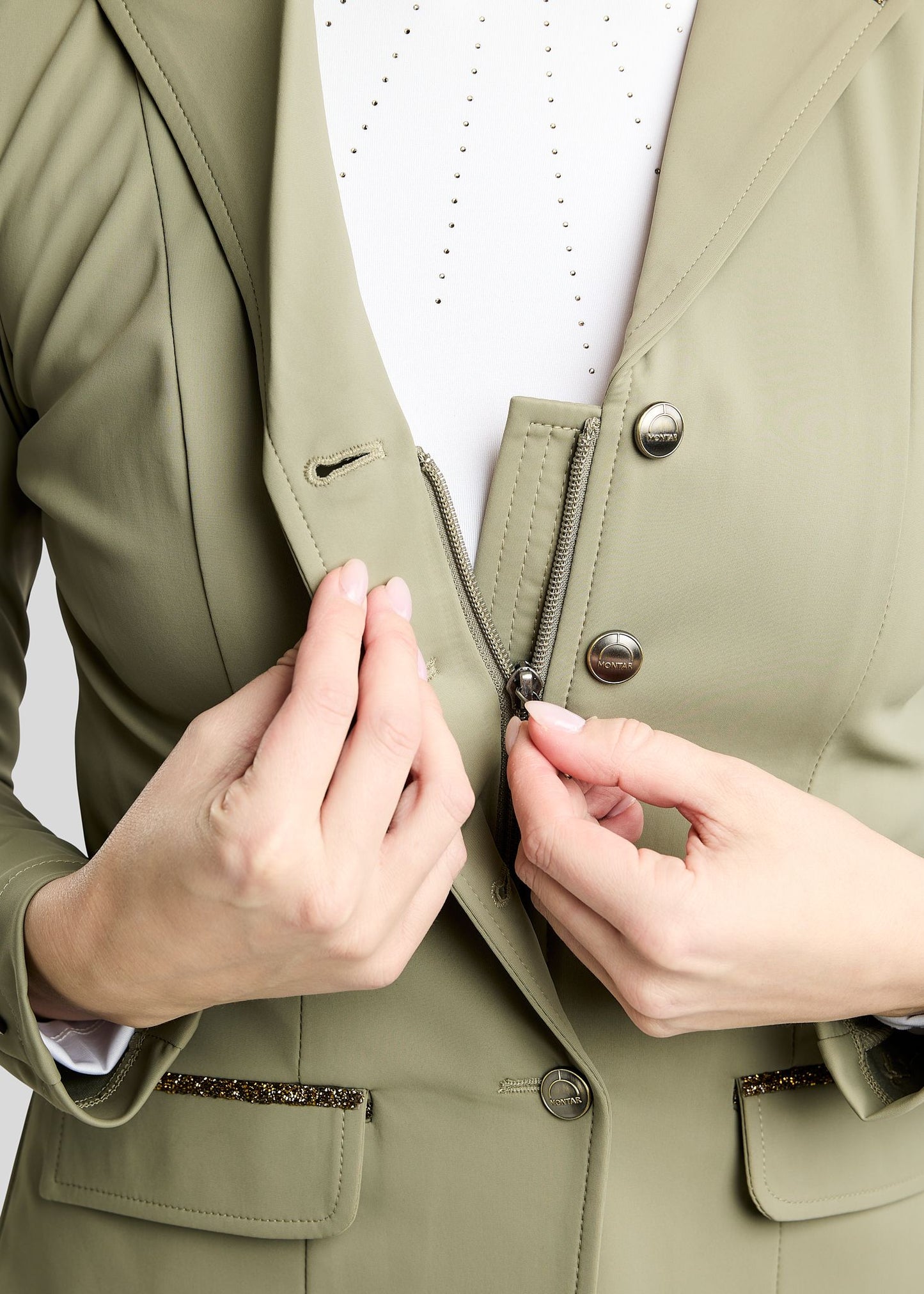 MoEve Softshell Americana de Concurso detalles Golden Quartz - Dusty Green