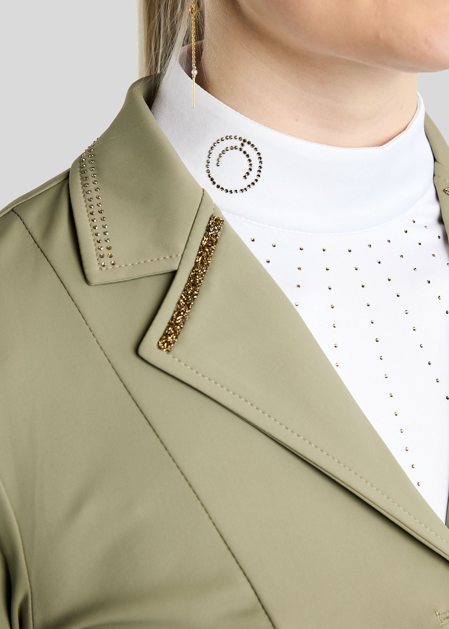 MoEve Softshell Americana de Concurso detalles Golden Quartz - Dusty Green