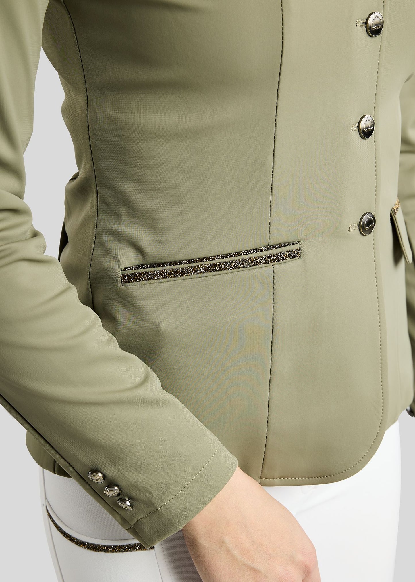 MoEve Softshell Americana de Concurso detalles Golden Quartz - Dusty Green