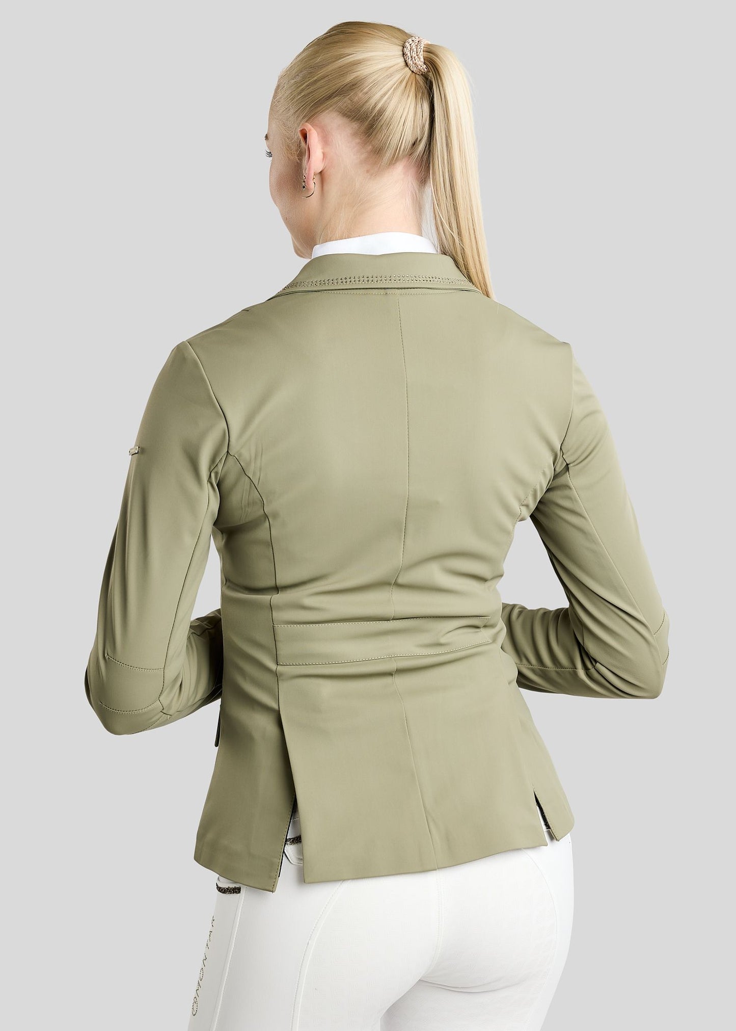 MoEve Softshell Americana de Concurso detalles Golden Quartz - Dusty Green