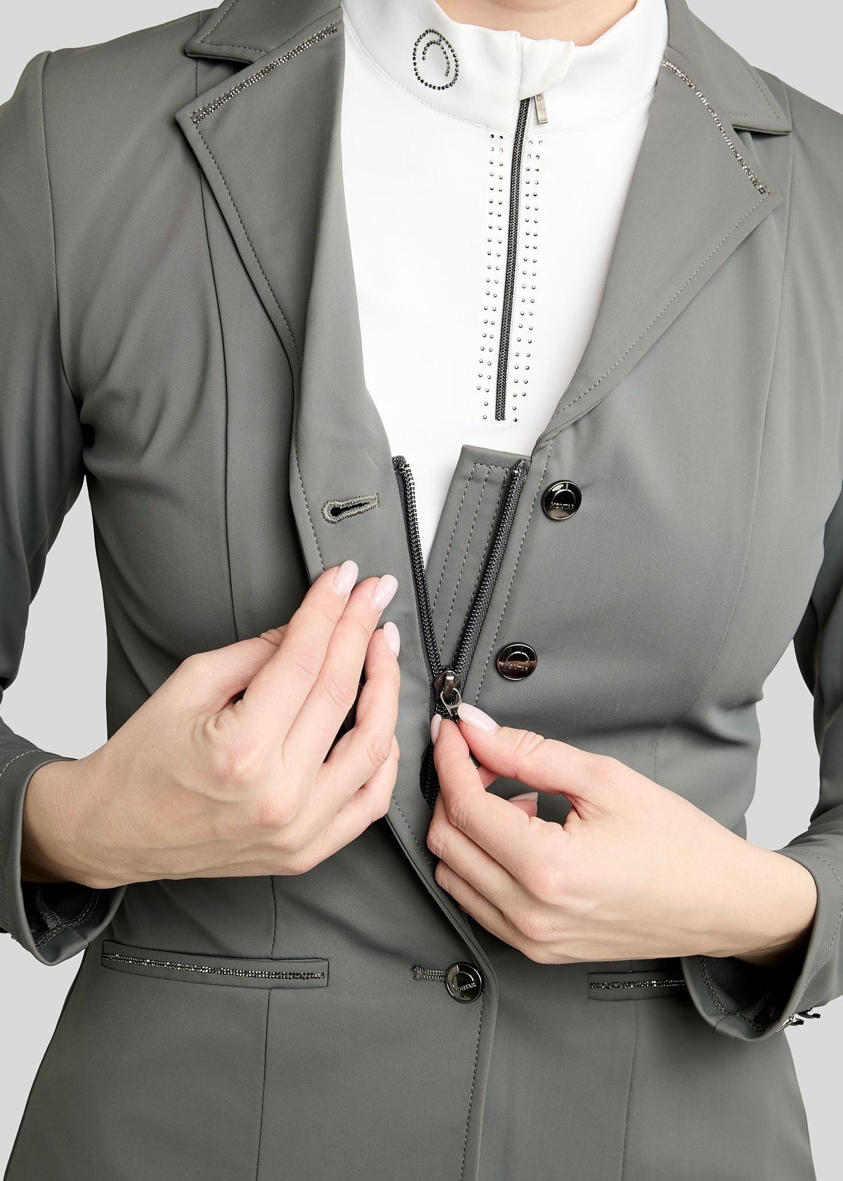 MoKira Softshell americana de concurso detalles Gun Metal - Gris
