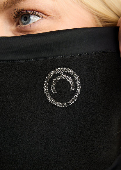 MoEllie Cuello Polar con logo en Gun Metal - Negro