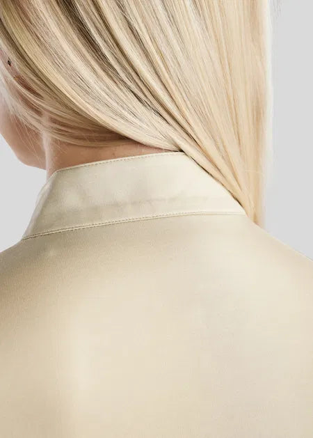 MoGaia Polo manga larga con detalles Gun Metal Caviar - Warm Grey Beige