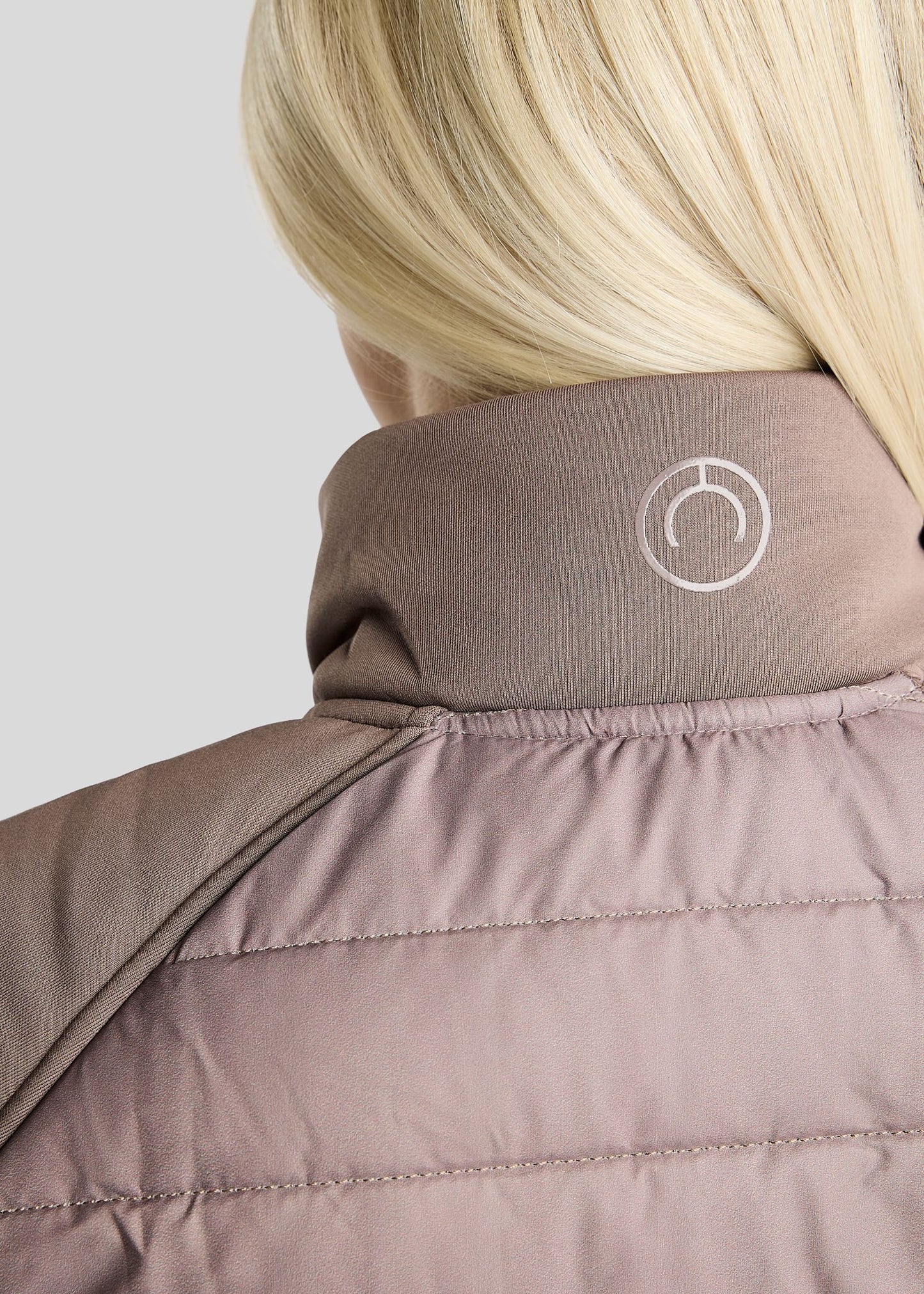 Emma chaqueta Hybrid - Nougat Brown