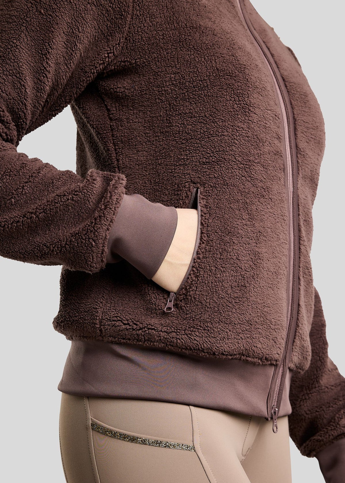 MoEbba Chaqueta Teddy Golden Quartz - Black Peony